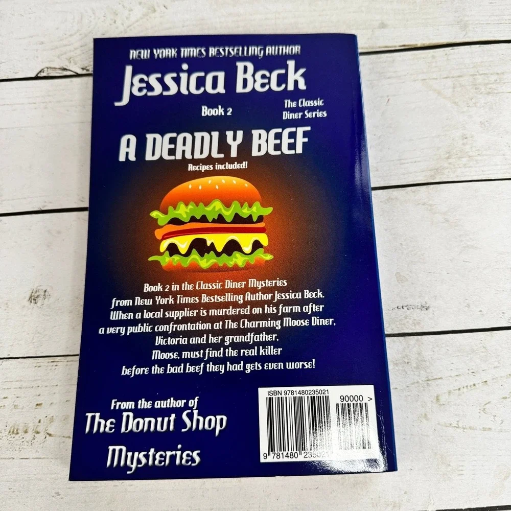A Deadly Beef Jessica‎ Beck 2012 Classic Diner Mystery Book 2 Recipes Paperback